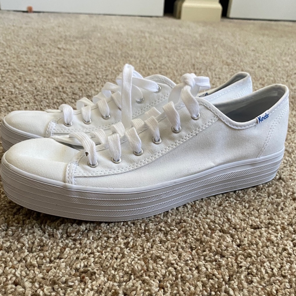 KEDS WOMENS WHITE SNEAKERS